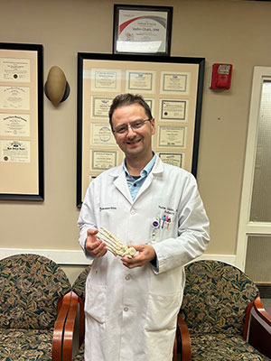 Dr. Vadim Glukh